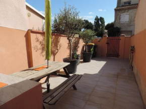 Maison 7 Pers. à Valras-Plage avec BBQ, Terrasse et Proche Port - FR-1-701-1